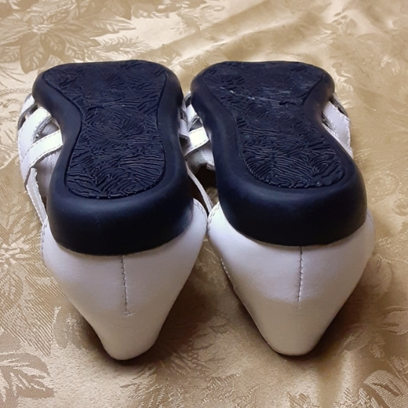 H SALON Sandals Women's 9 White Leather Comfort Walking VTG - Picture 11 of 13